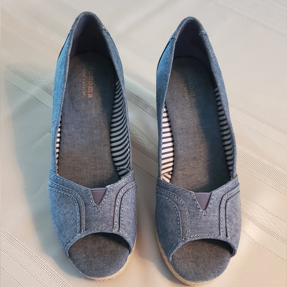 KOHLS Sonoma Life +Style Blue Peep toe wedge Espidrilles in canvas
